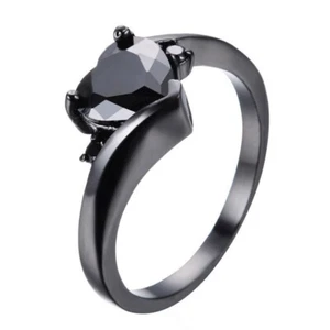 Beautiful Black Framed Black Agate Heart Ring size 8 NEW! FREE SHIP IN THE US! - Picture 1 of 1