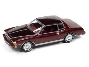 CHEVROLET Monte Carlo - 1979 - carmine - Johnny Lightning 1:64 - Bild 1 von 6
