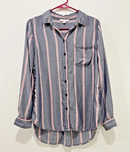 Camisa para mujer Beachlunchlounge manga larga azul marino y rojo a rayas con botones pequeña - Imagen 1 de 9