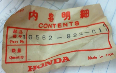 HONDA VINTAGE NOS PIEZA CONTROL ESTUCHE ROJO 16562-822-010C NUEVO STOCK ANTIGUO Foto 1 de 4