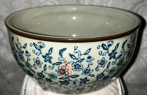 High Quality 6.25 inch Pottery Bowl; Blue flower design - Picture 1 of 6