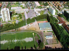 MAROMME (76) STADE de FOOTBALL , ECOLE & VILLAS en vue aérienne vers 1980
