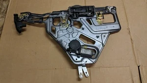RANGE ROVER WINDOW MOTOR REGULATOR OSR DRIVER SIDE RIGHT REAR - Picture 1 of 4