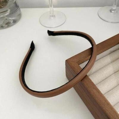 Diadema de cuero coreana de moda color liso delgada a juego aro para el cabello elegante Foto 1 de 4