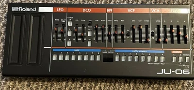 Roland Boutique JU-06 Sound Module/Synth/Analogue/Digital/Retro/Synthesizer/USB - Image 1 of 4