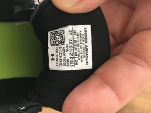 kids under armor baseball cleats - Picture 1 of 3