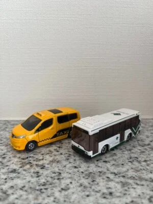 Tomica Mitsubishi Fuso Aero Star Hecho en Vietnam Nº93 Tomy Bus It Frontier Foto 1 de 4