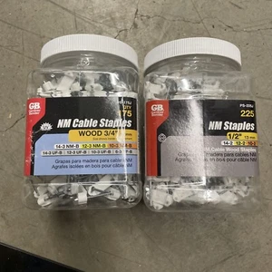 Gardner Bender Plastic Cable Staples - Picture 1 of 3