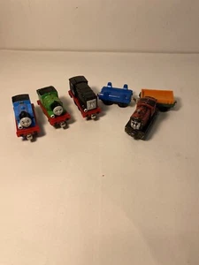 Thomas Take-n-Play Druckguss Percy Diesel Zug Motor Lot sprechende Lichter - Bild 1 von 16