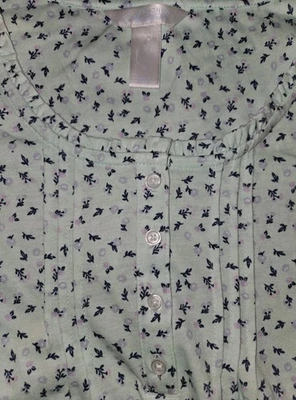 Vestido camisón Adonna para mujer talla pequeña azul floral manga corta ropa de dormir  Foto 1 de 4