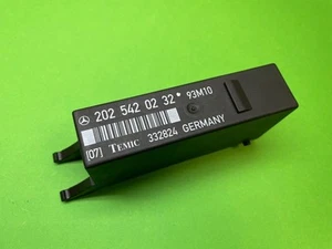 Mercedes W202 2025420232 202 542 02 32 Control Unit - Picture 1 of 2
