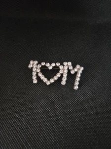 I Love Mom Cubic Zirconia Pendant 2 1/2'' x 1'' - Picture 1 of 3
