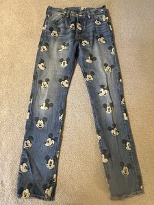 Jeans Vintage Levi's 501 Disney Topolino Collaborazione Bottone Fly TG 30x34 - Foto 1 di 16