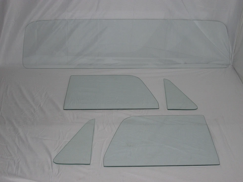 1960 1961 1962 1963 1964 1965 Ford Ranchero porta de ventilação de vidro conjunto traseiro transparente - Imagem 1 de 1