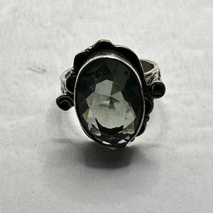 Vintage Sterling Silver green stone oval Cut Solitaire Ring size 8, 925 - Picture 1 of 7