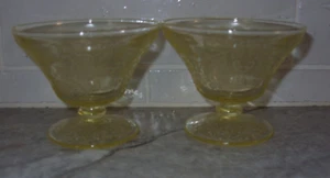 Hazel Atlas 2 Yellow Depression Glass Florentine 2 Sherbet Champagne Glasses VGC - Picture 1 of 8