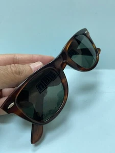Autentica tartaruga vintage USA Ray Ban Bausch & Lomb Wayfarer B L 5024 R3 - Foto 1 di 20