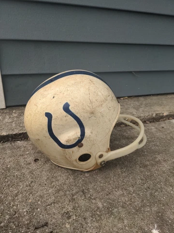 Vintage MacGregor E69G Baltimore Colts Football Helmet Medium Cover