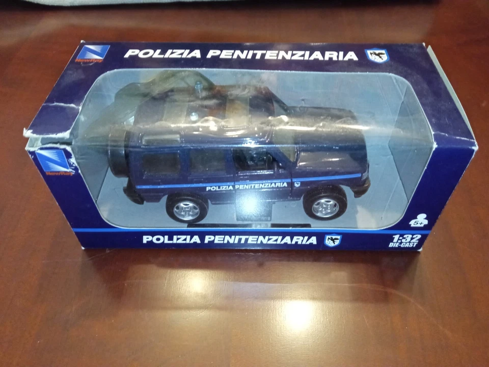Modellino NewRay - Land Rover Discovery 1997 - Polizia Penitenziaria - 1:32 - Immagine 1 di 1