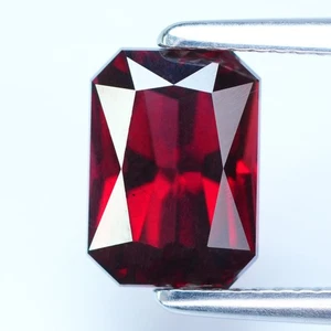 4.81 Ct Octagan 10.2 x 7.3 MM 100% Natural Reddish Pink Mozambique Rhodolite - Bild 1 von 8