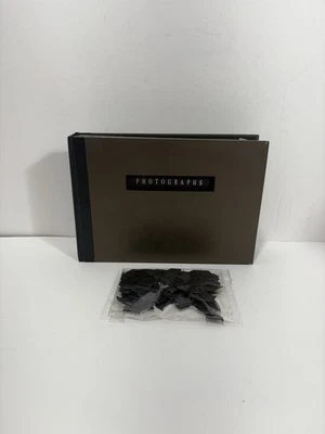 Álbum de fotos Umbra negro con acabado de hoja de bronce mate 24 páginas vintage con esquinas NUEVO Foto 1 de 4