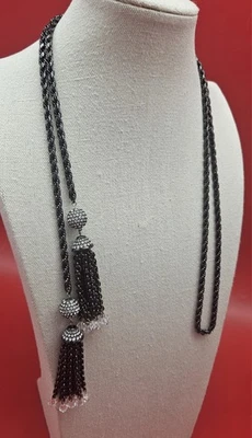 Collar Lariat con borla de cristal Gunmetal 48 pulgadas Foto 1 de 4