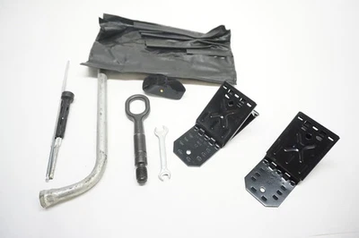 Kit de herramientas AUDI Q5 2013-2017 llave de tuerca cuña de rueda 7L0860321A Foto 1 de 2