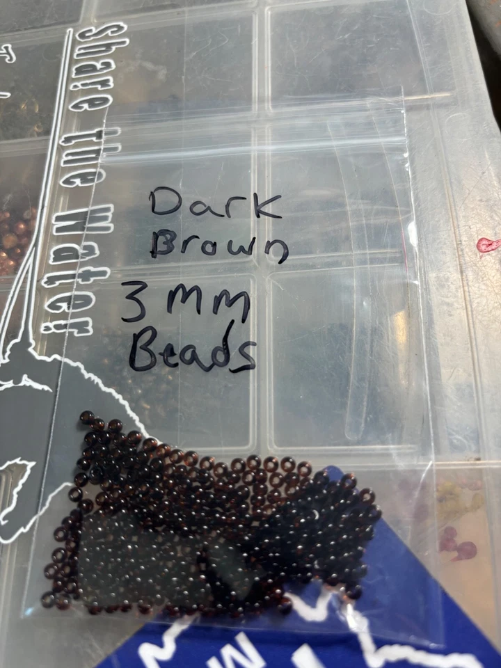 cuentas de vidrio marrón oscuro para atar moscas Foto 1 de 1