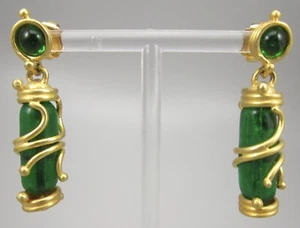 GORGEOUS 80'S ANDREW SPINGARN EMERALD GREEN POURED GLASS VINE PIERCED EARRINGS - Picture 1 of 4