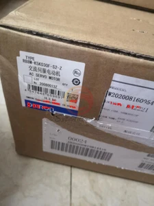 ONE NEW Omron R88M-K5K030F-S2-Z Servo Motor - Afbeelding 1 van 1