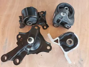 Rear, Front, Left Engine Mounts & Right Trans Mount 4PCS For Honda Civic 2002 - Picture 1 of 5