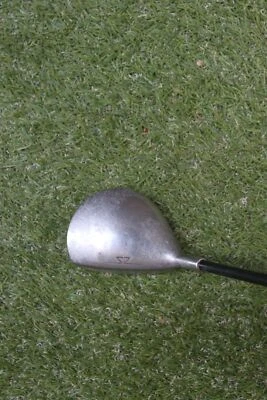 Square two power circle graphite shaft 3 wood golf club - Image 1 of 4