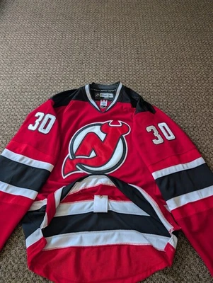 Camiseta deportiva de hockey New Jersey Devils Brodeur CCM Reebok auténtica de la NHL roja talla 54 Foto 1 de 4