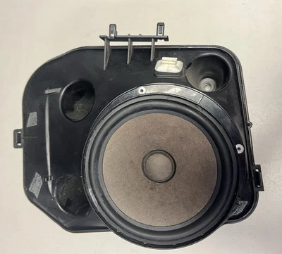 Alto-falante traseiro conversível Volkswagen Beetle 2012-2019 5C3035243A 5C5035454E - Imagem 1 de 4