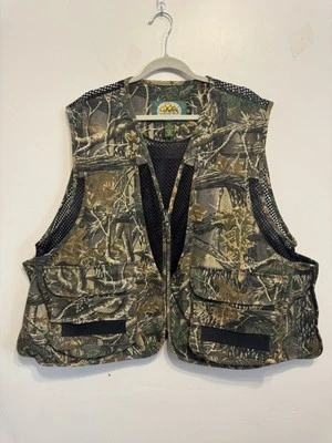 Cabela's Hunting Fishing Vest Mens 2XL Camo Seclusion Mesh Tactical Game Pouch - Image 1 of 4