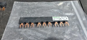 SCHNEIDER ELECTRIC GV2G345 BUSBAR - Picture 1 of 4