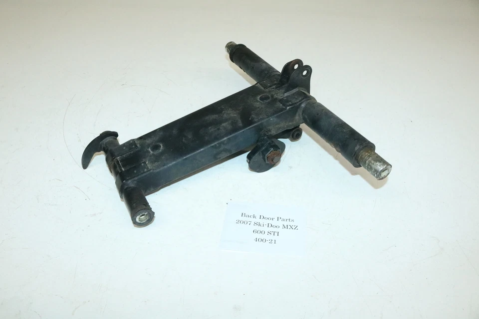 Ski-doo Mxz Blizzard 600 Sdi 2007 rev suspensión trasera acoplamiento pivote brazo de par Foto 1 de 4