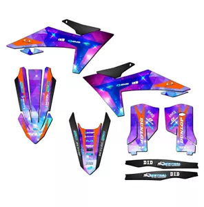 2023-2024 SXF SPACE KADET Galaxy Senge Graphics Kit Compatible with KTM - Foto 1 di 10