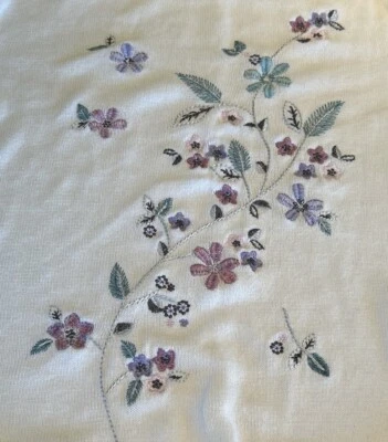 Beautifully Embroidered Blair Sweater. White With Floral Design. Size 2XL - Image 1 of 4