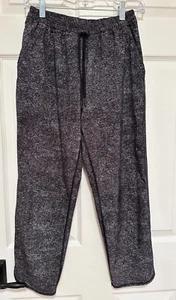 Lululemon kurze lockere Caprihose grau/schwarz Damen Gr. 4 SELTEN superleicht keine Falten - Bild 1 von 11