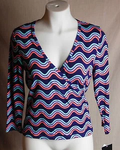 Juniors Energie Wavy Multicolor Print ¾ Sleeve Wrap Sports Top Size XL - Picture 1 of 6