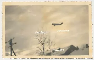 Foto Leck (Nordfriesland) Flugzeug Ju 52 Landeanflug 40er Jahre 2.WK (n34) - Bild 1 von 2