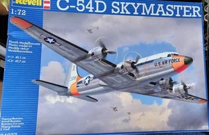 Revell C-54D Skymaster 1:72 según imagen - Imagen 1 de 3