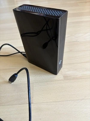 Seagate Backup Plus 2TB Desktop External Hard Drive USB 3.0 (STCA2000100) - Image 1 of 4