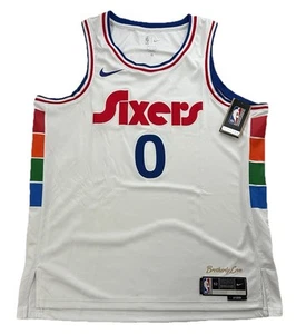 Neu mit Etikett Tyrese Maxey 76ers weiß Spectrum City Edition Herren XL Swingman Trikot - Bild 1 von 11