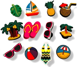 Dije de zapatos de playa de vacaciones tropicales de 12 piezas compatible con Crocs Jibbitz Set G - Imagen 1 de 4