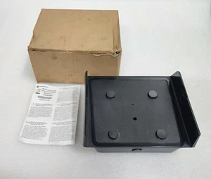 Motorola Radio Desk Stand GLN7318A (EXPEDITED DHL / FEDEX SHIPPING) - Picture 1 of 4