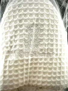 New Ritz-Carlton White Hotel Spa Slippers Slip On Unisex One Size - Picture 1 of 3