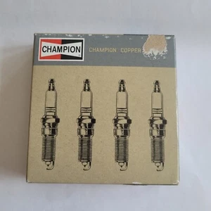Champion Copper Plus Set of 4 Spark Plugs 318 RC12MC4 - Picture 1 of 3