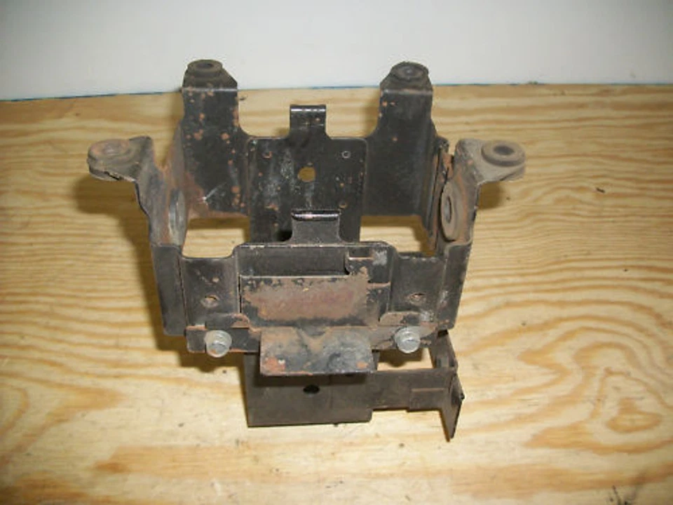 1982 KAWASAKI KZ750M KZ750 KZ 750 CSR TWIN BATTERY BOX - Image 1 of 1